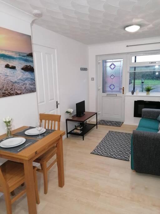 Entire Cosy Bungalow Close To Beach Heacham Buitenkant foto